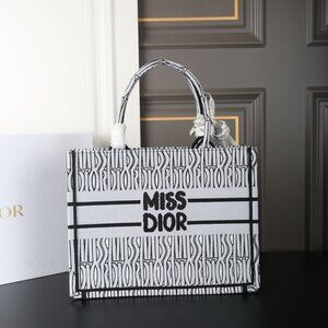 Dior Chain Bags, Wallets